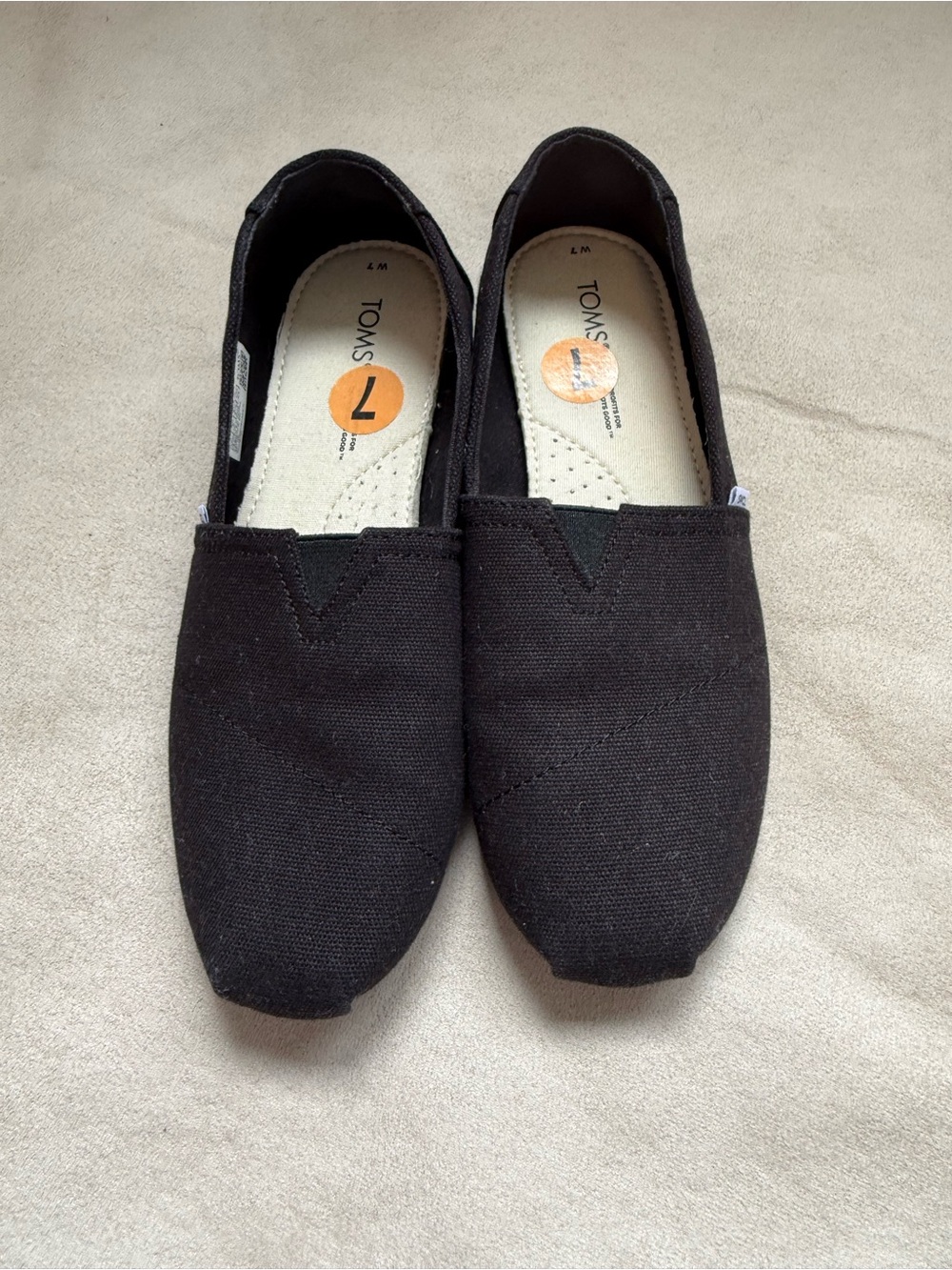 Women’s Toms flats